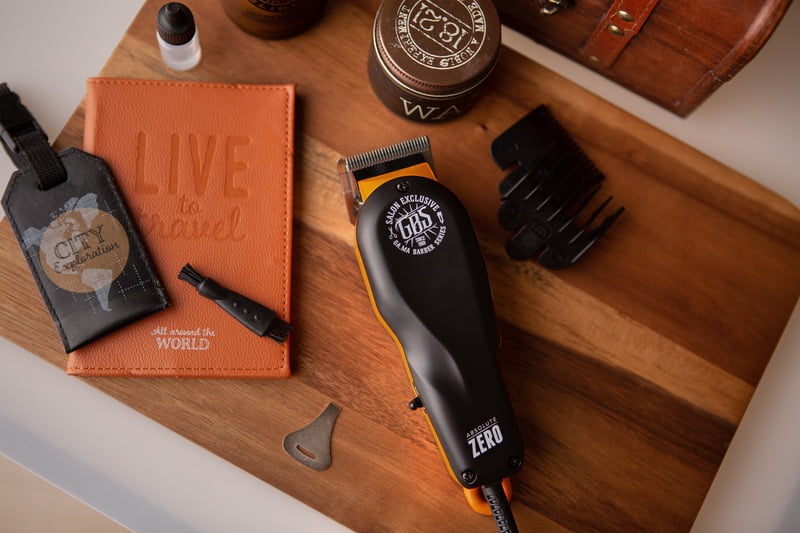 Read more about the article 15 GROOMING MUST-HAVES: ESSENTIAL PRODUCTS FOR THE WELL-GROOMED MAN